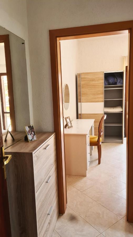 Apartman Kos Rosini Exterior photo