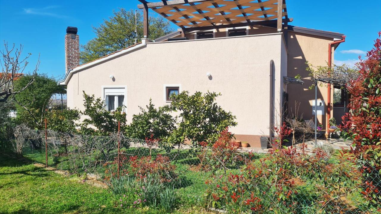 Apartman Kos Rosini Exterior photo